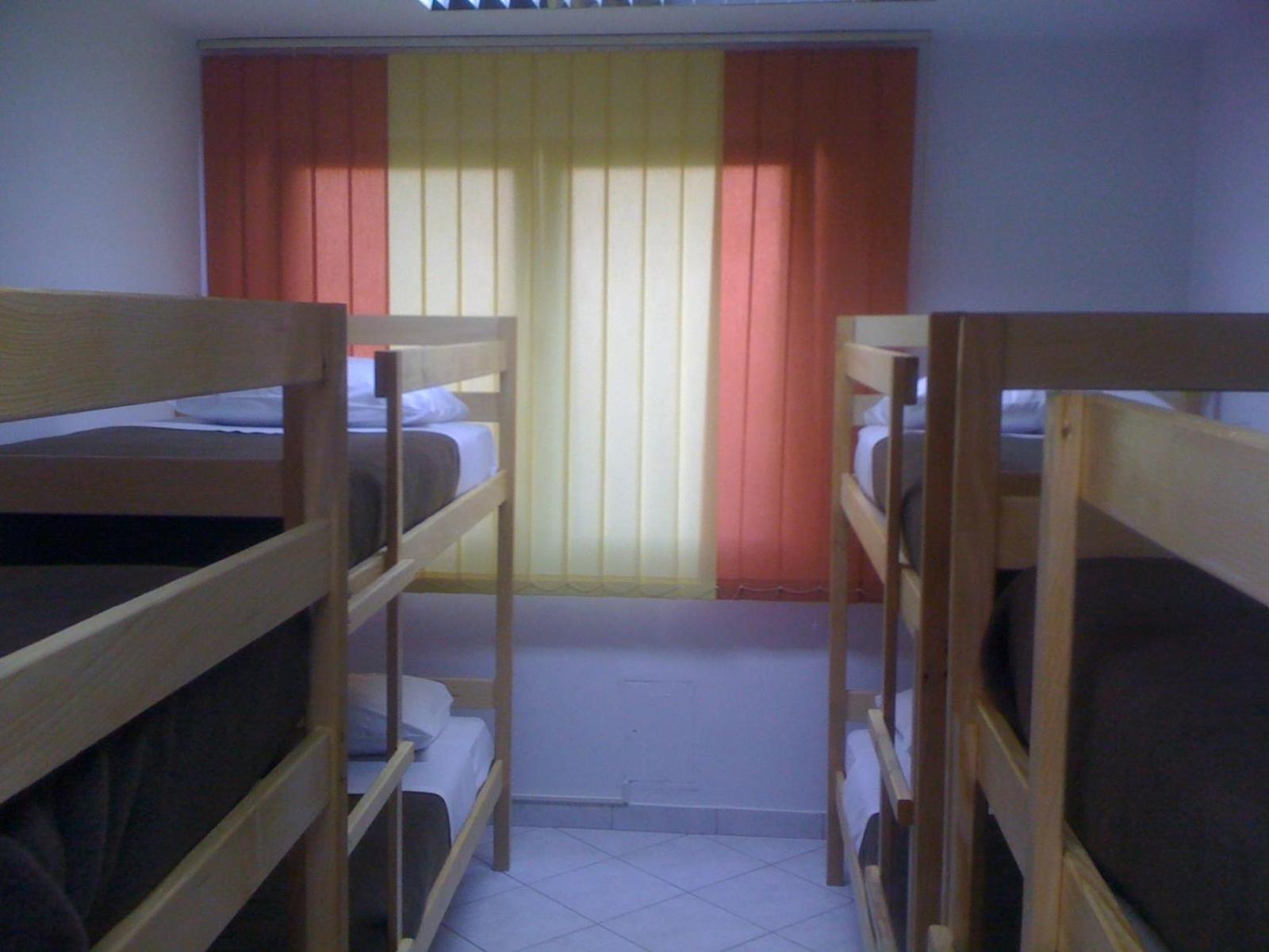 Hostel Amfora Fazana Exterior photo